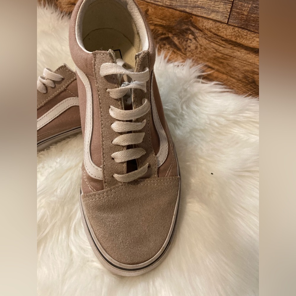 ☀️Ladies Vans Sneakers Size 8☀️